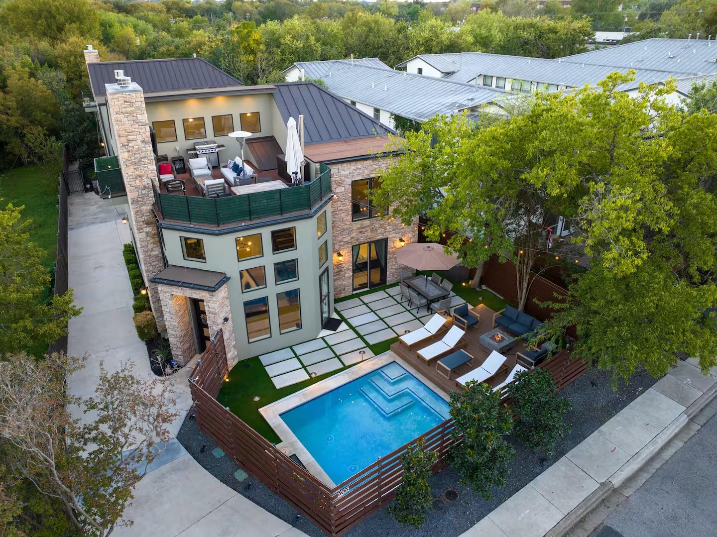 2203 Thornton RD # A