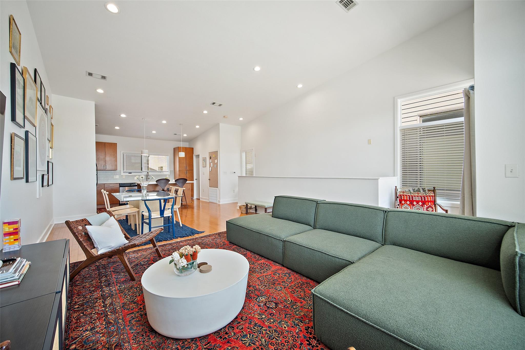 1702 S Lamar BLVD # 5