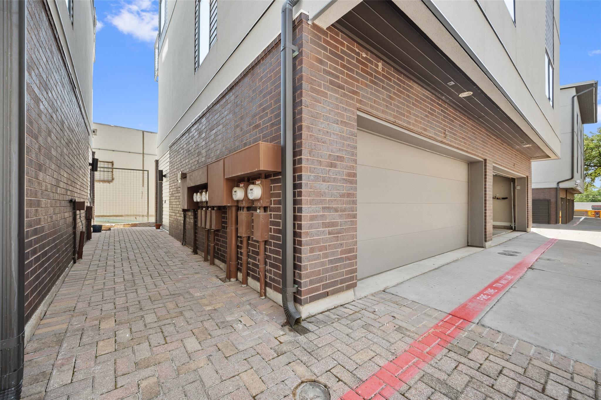 1702 S Lamar BLVD # 5