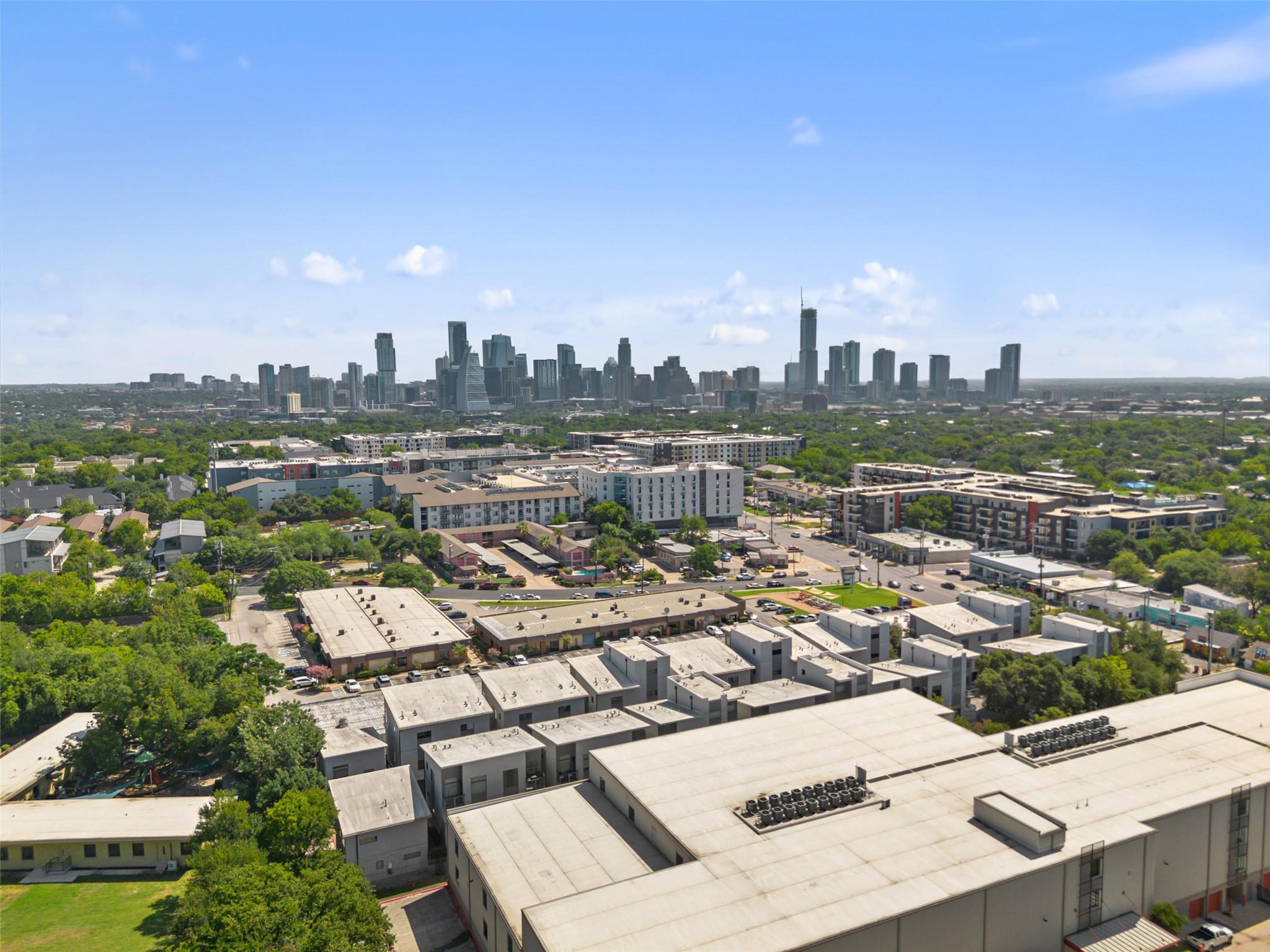1702 S Lamar BLVD # 5