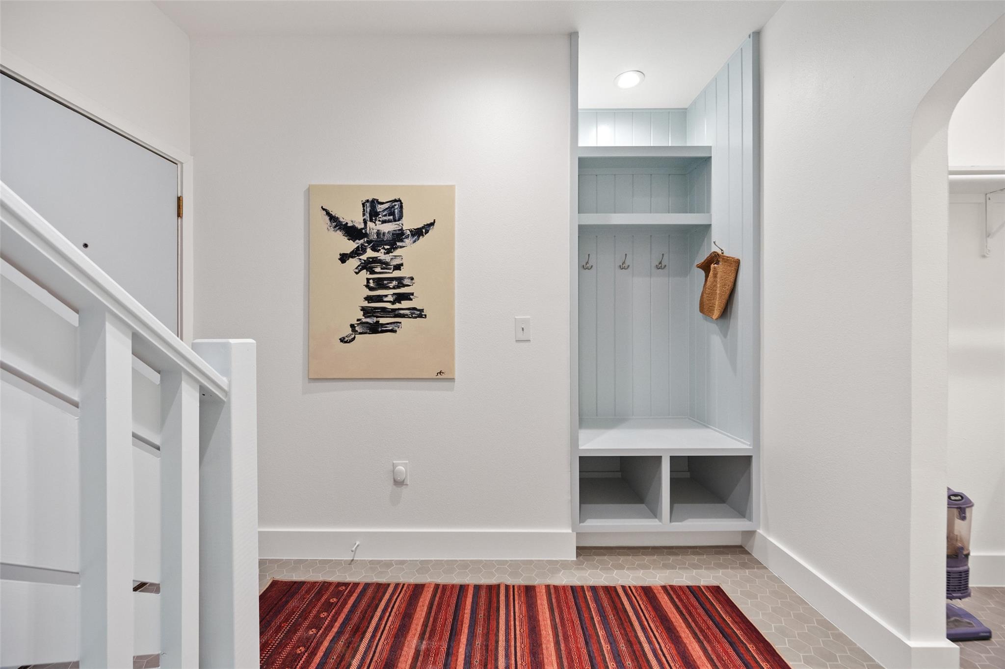 1702 S Lamar BLVD # 5