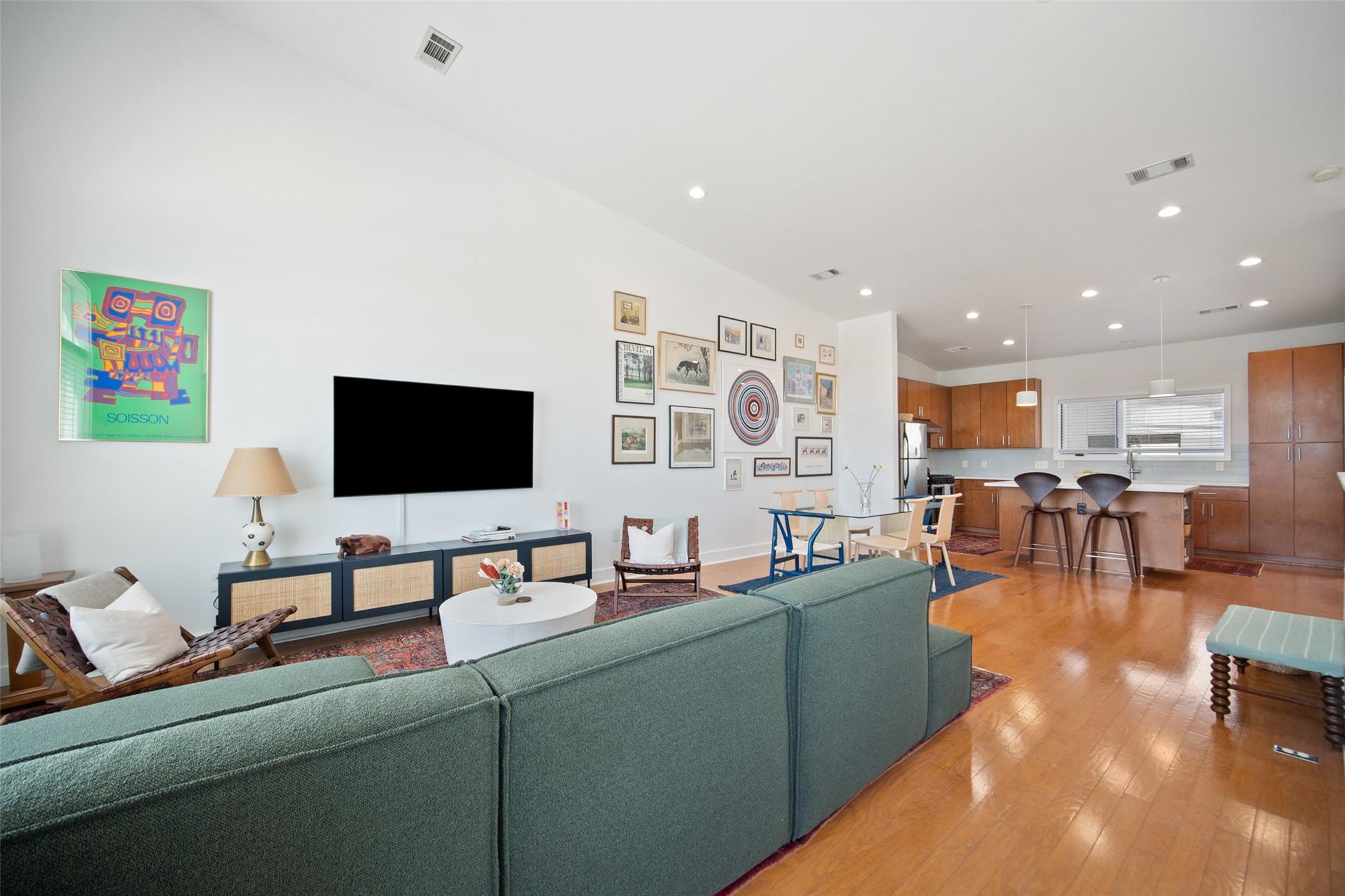 1702 S Lamar BLVD # 5
