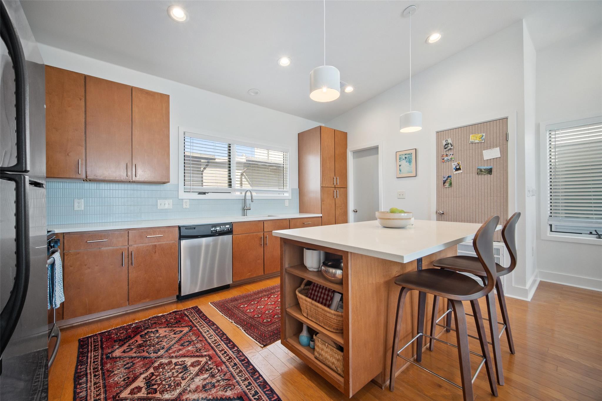 1702 S Lamar BLVD # 5