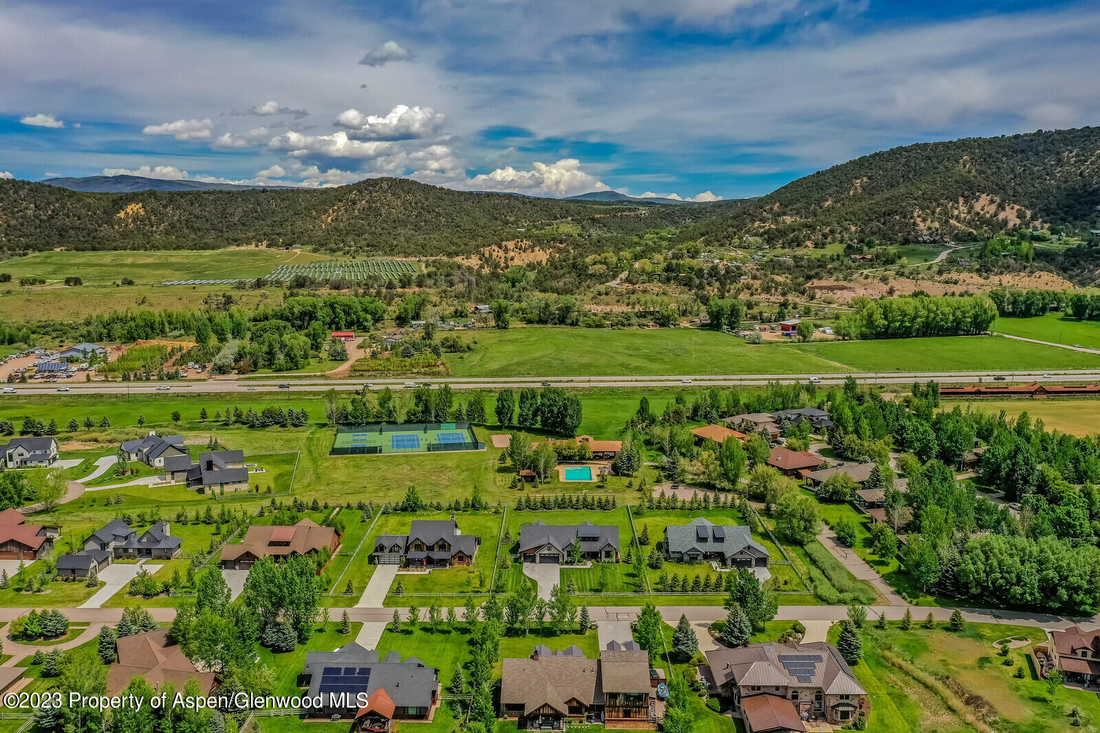 277 Equestrian Way