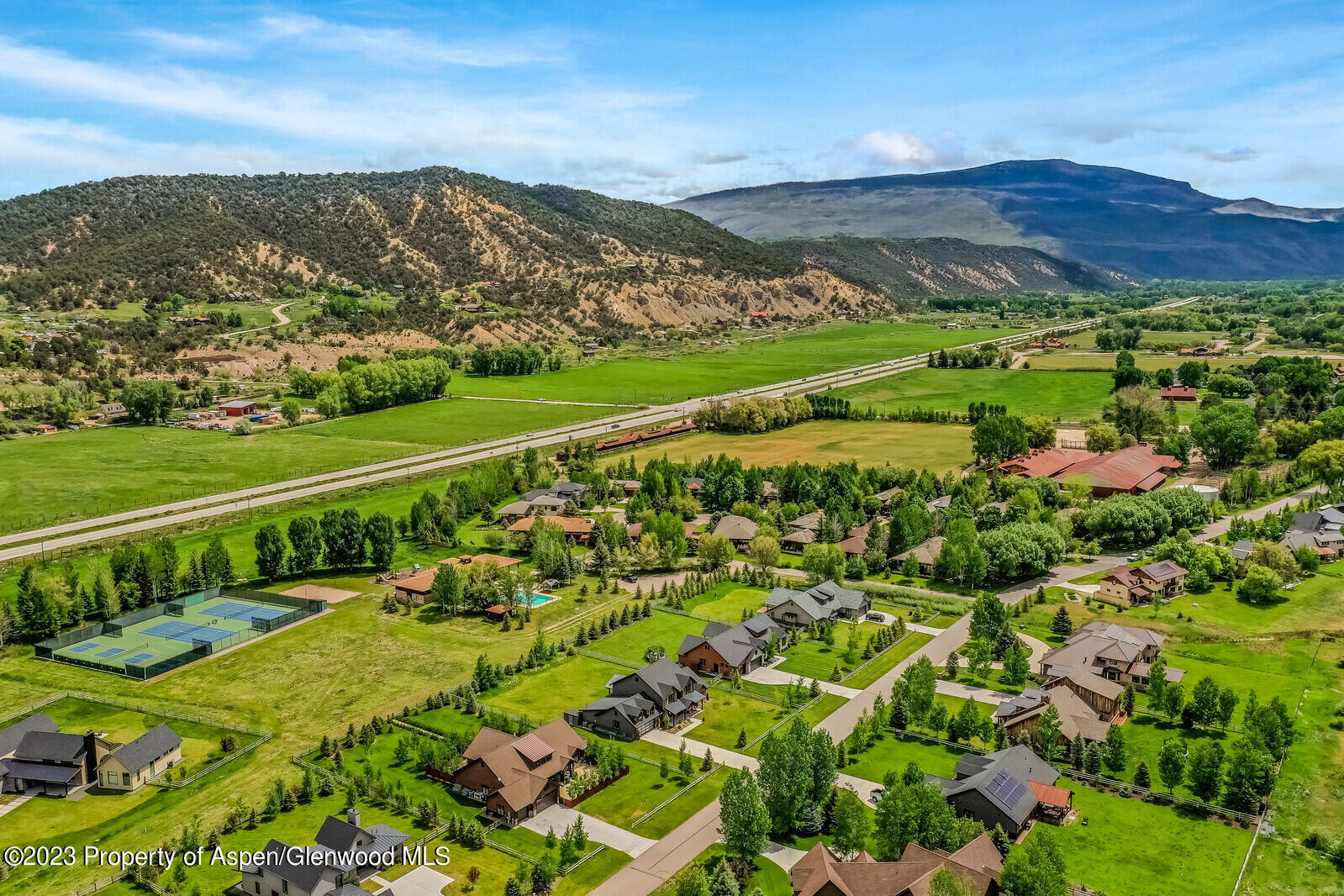 277 Equestrian Way