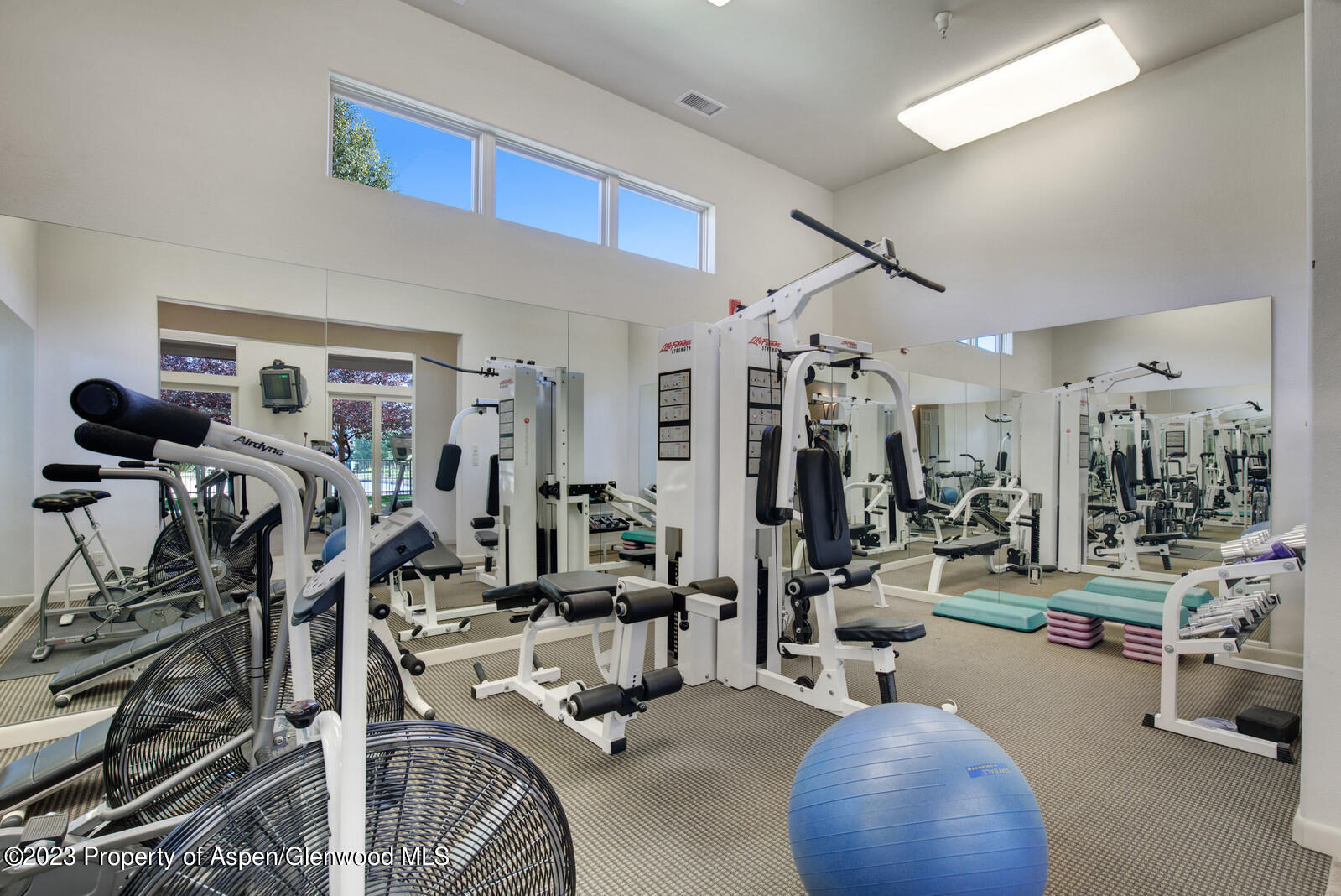 277 Equestrian Way