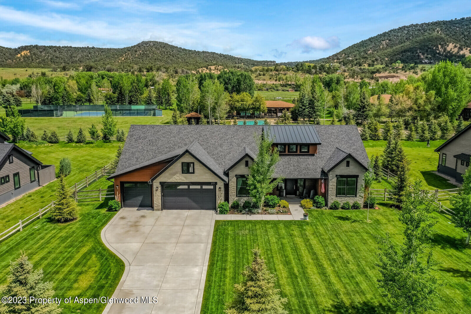 277 Equestrian Way