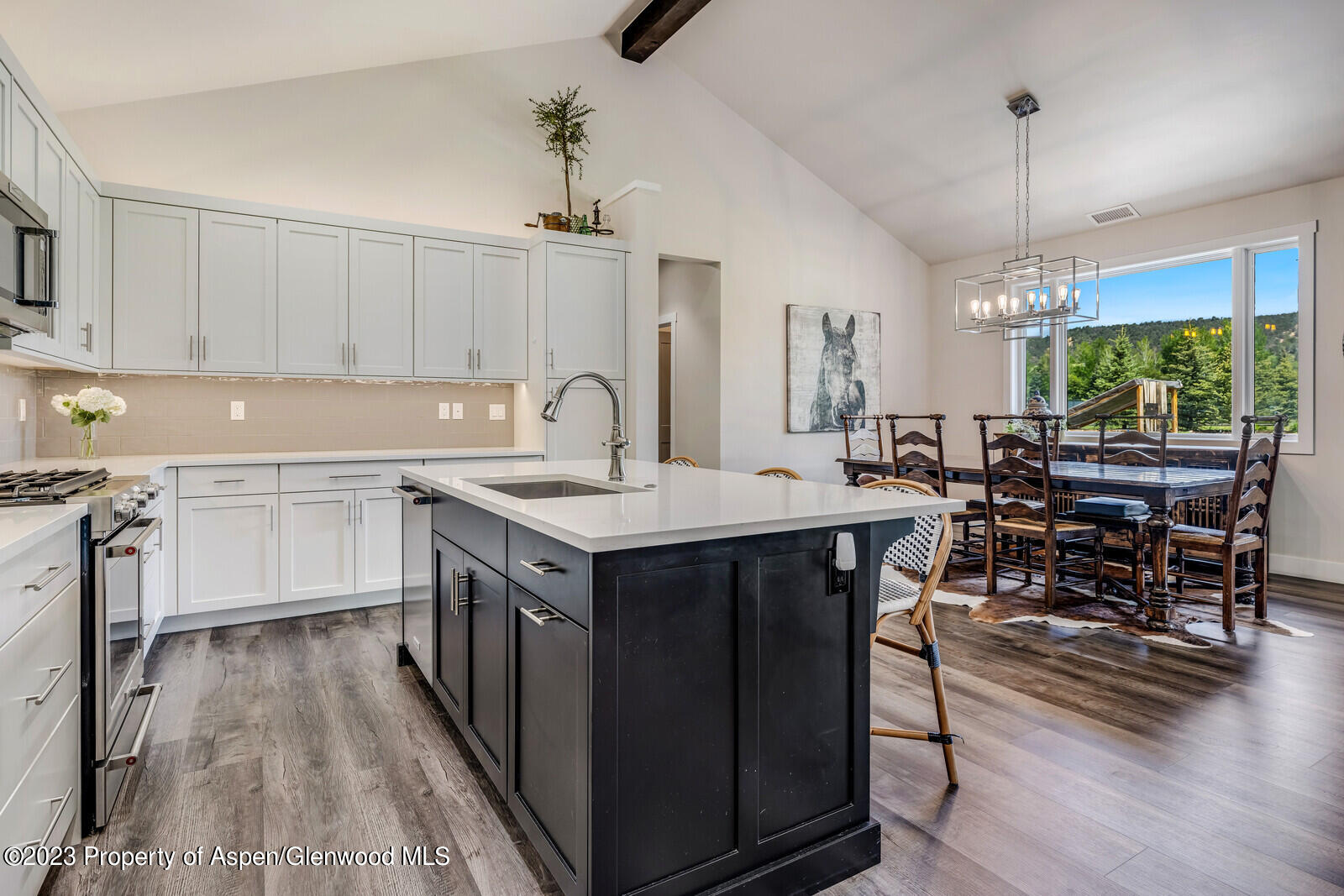 277 Equestrian Way