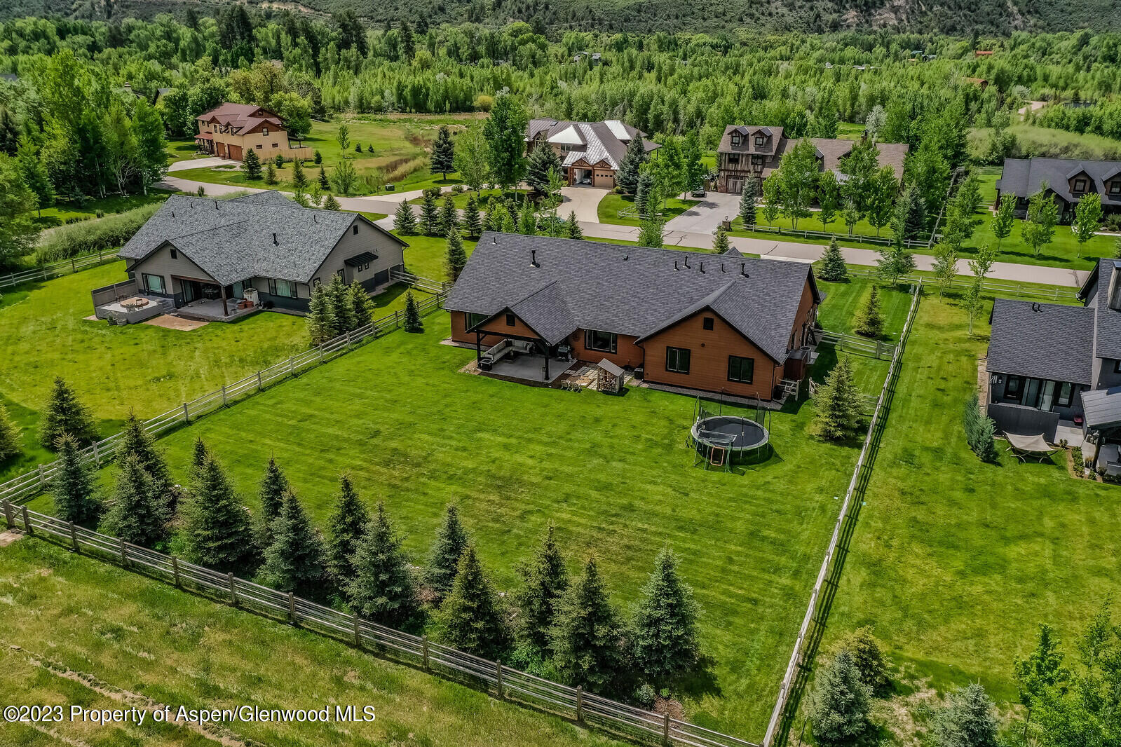 277 Equestrian Way