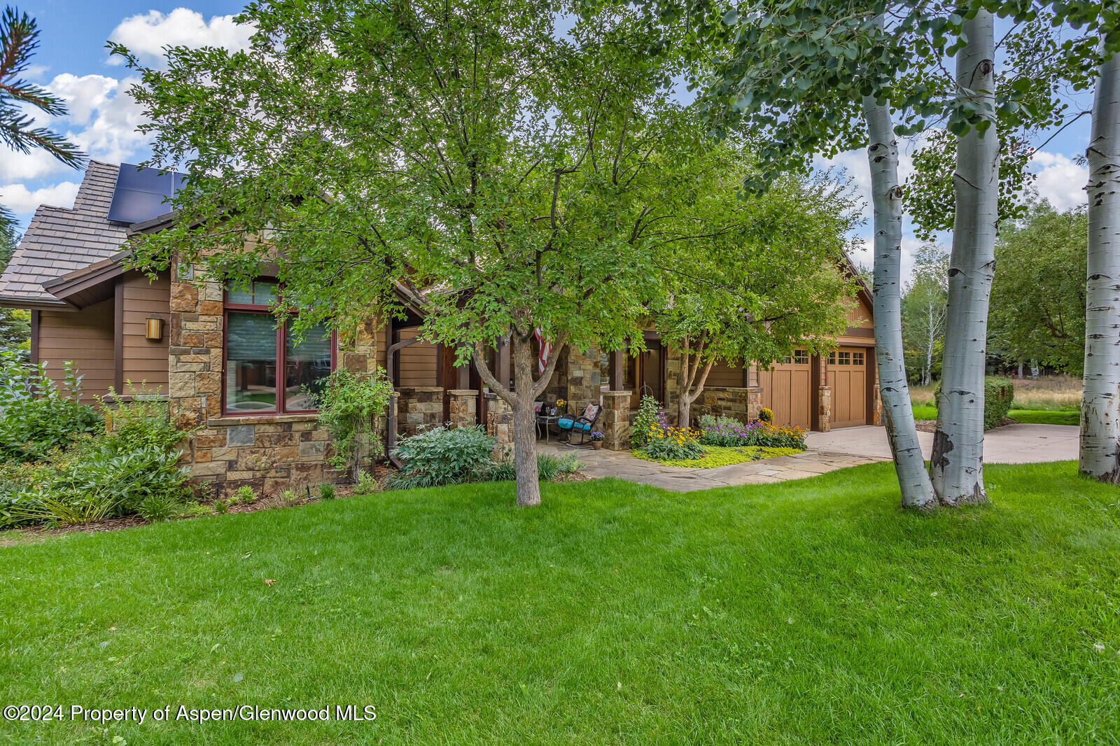 200 Golden Bear Drive