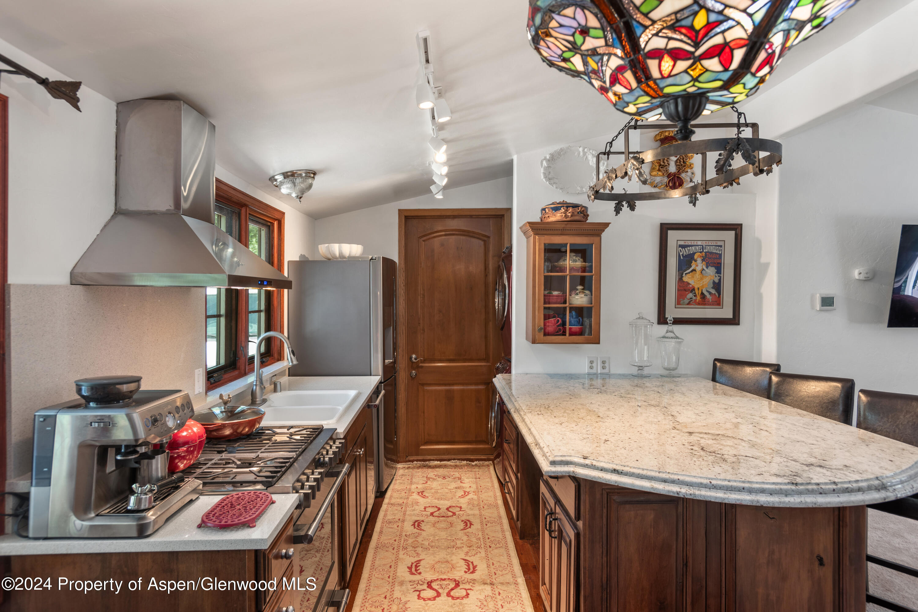 206 Cottonwood Lane