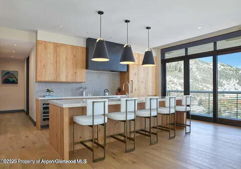 77 Wood Road, 407-01