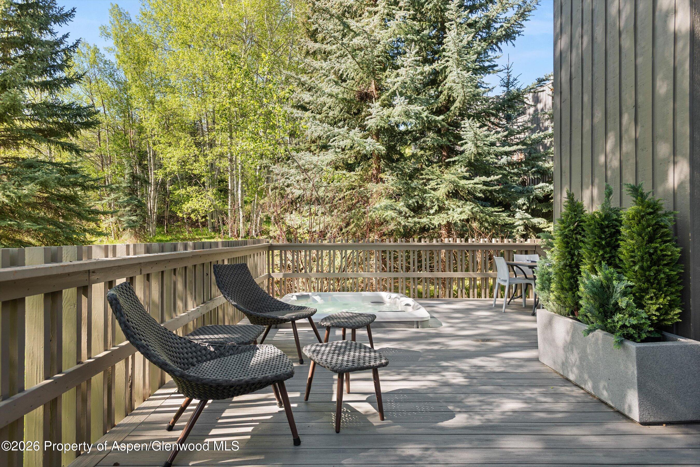 384 Fawn Court