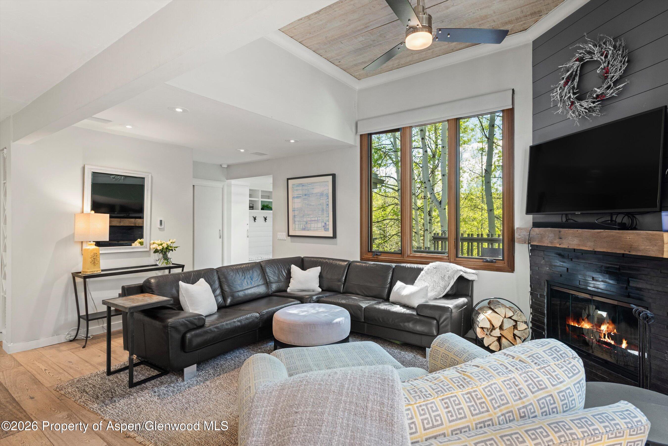 384 Fawn Court