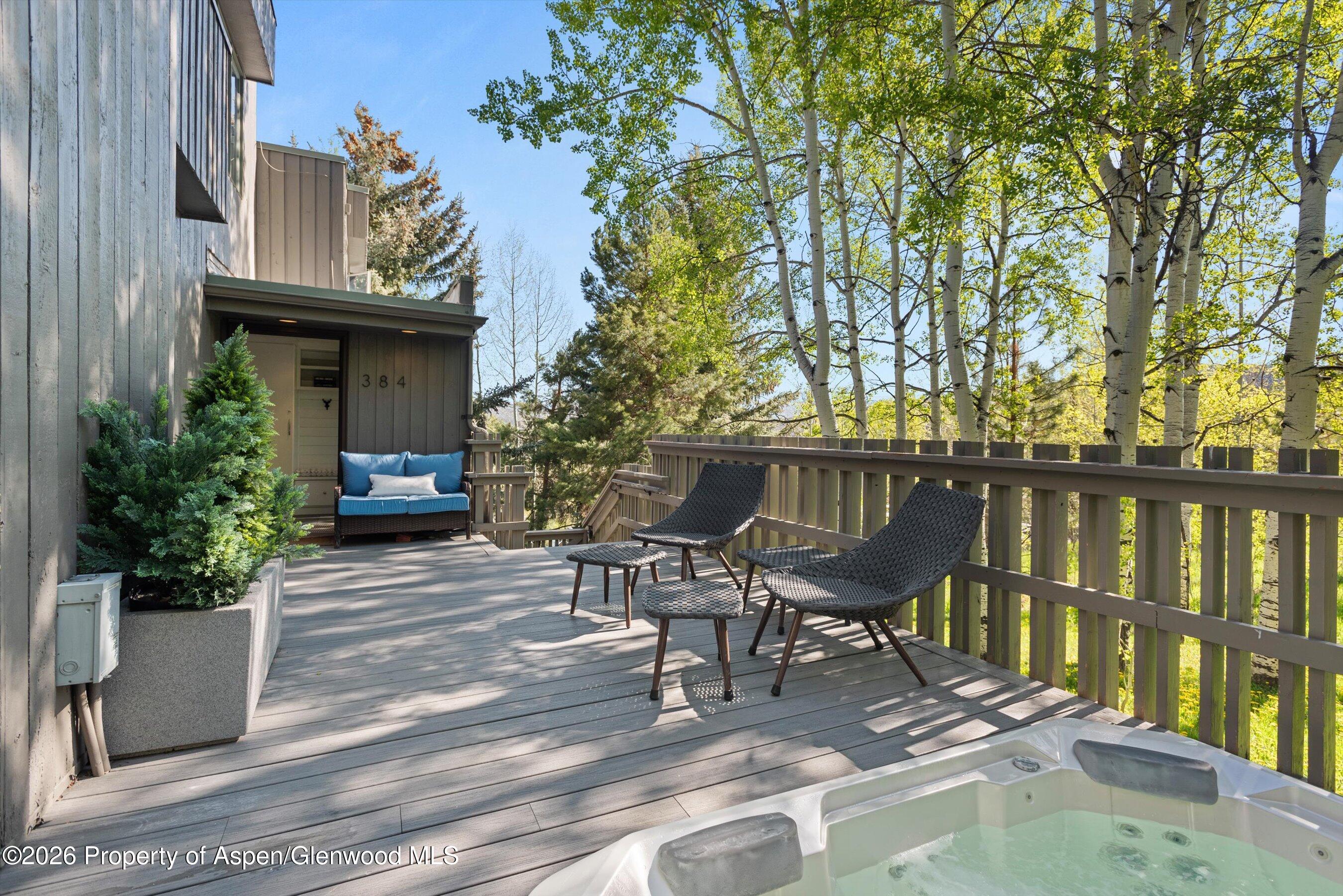 384 Fawn Court