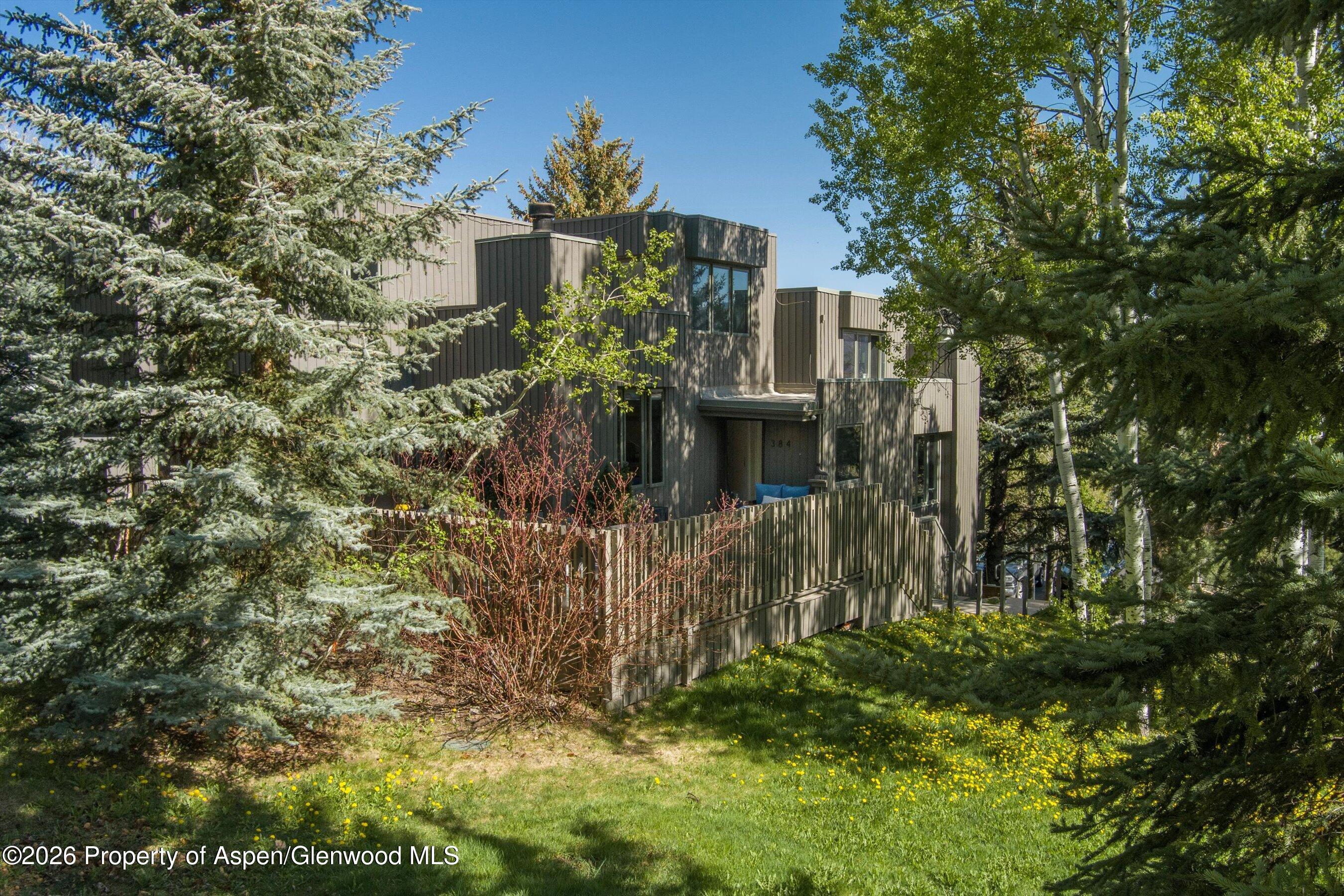 384 Fawn Court