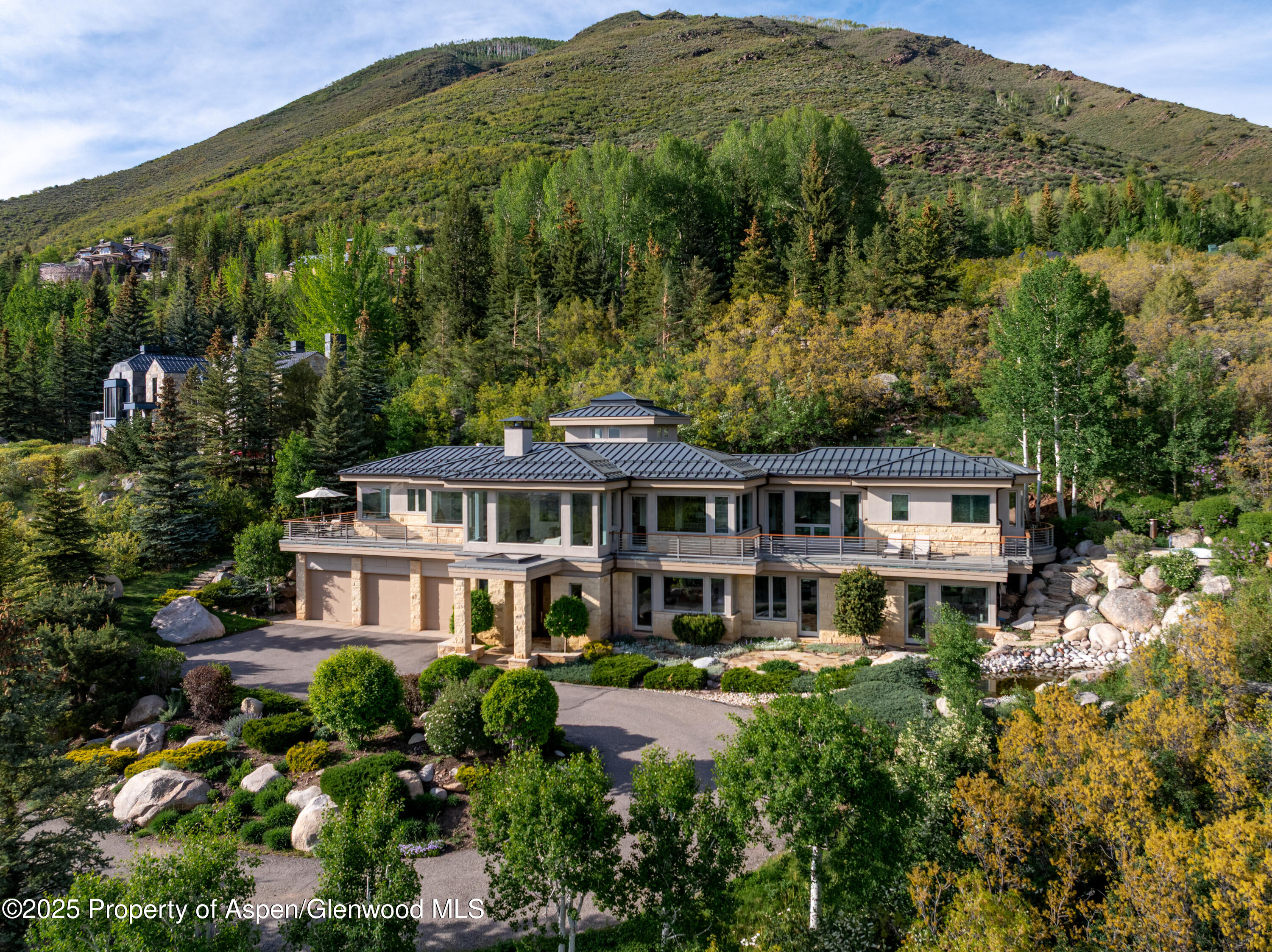 804 Hunter Creek Road