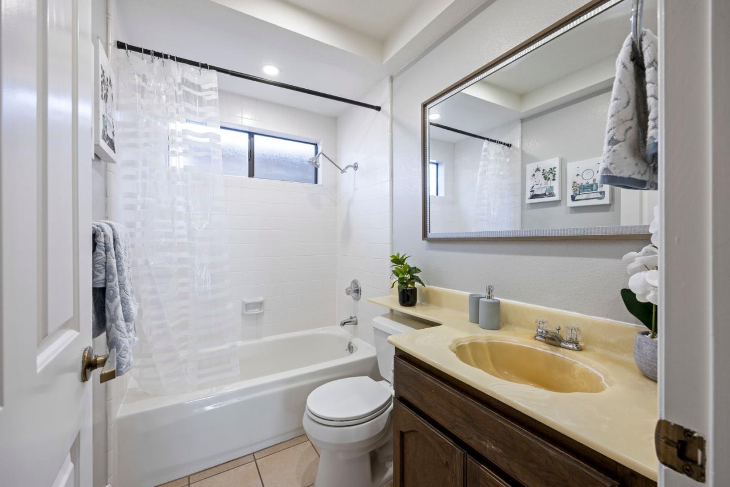 2904 Requa CT