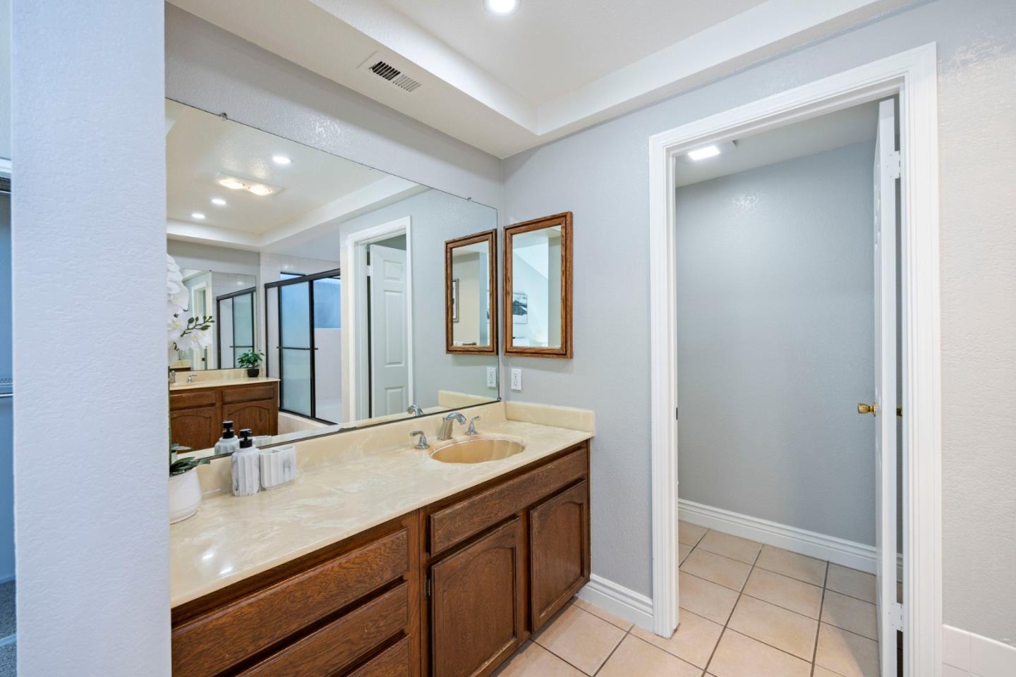 2904 Requa CT
