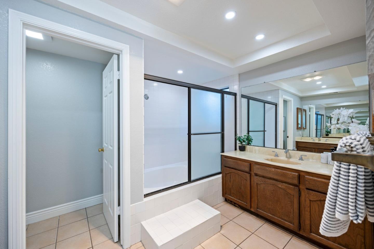 2904 Requa CT