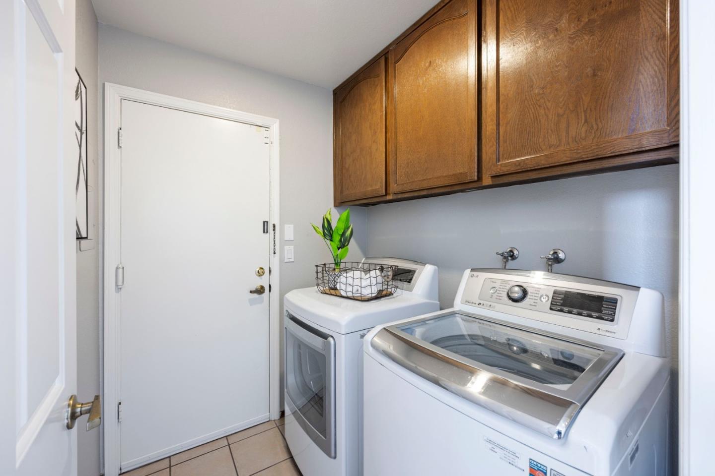 2904 Requa CT
