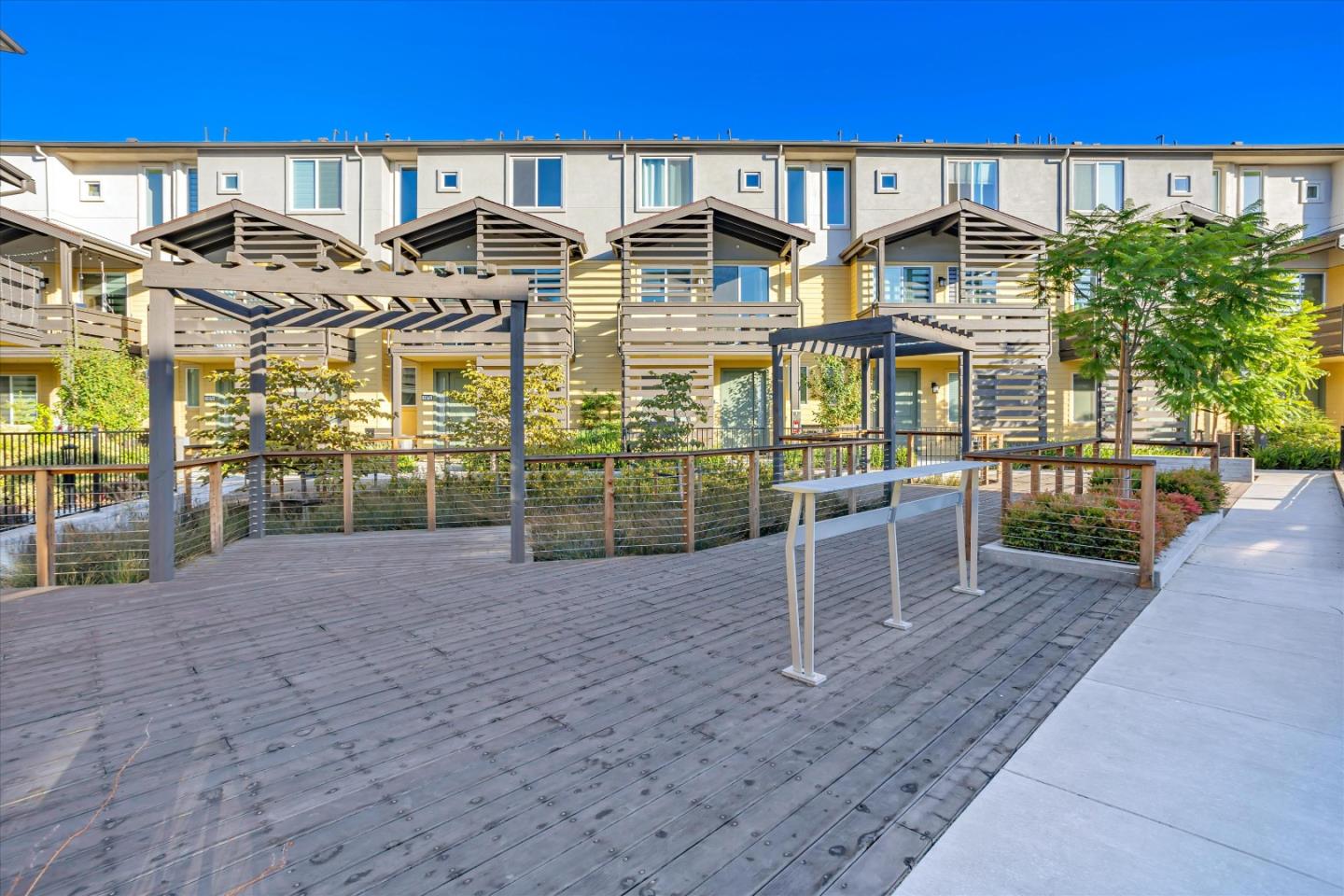 1899 Joshua Tree CIR