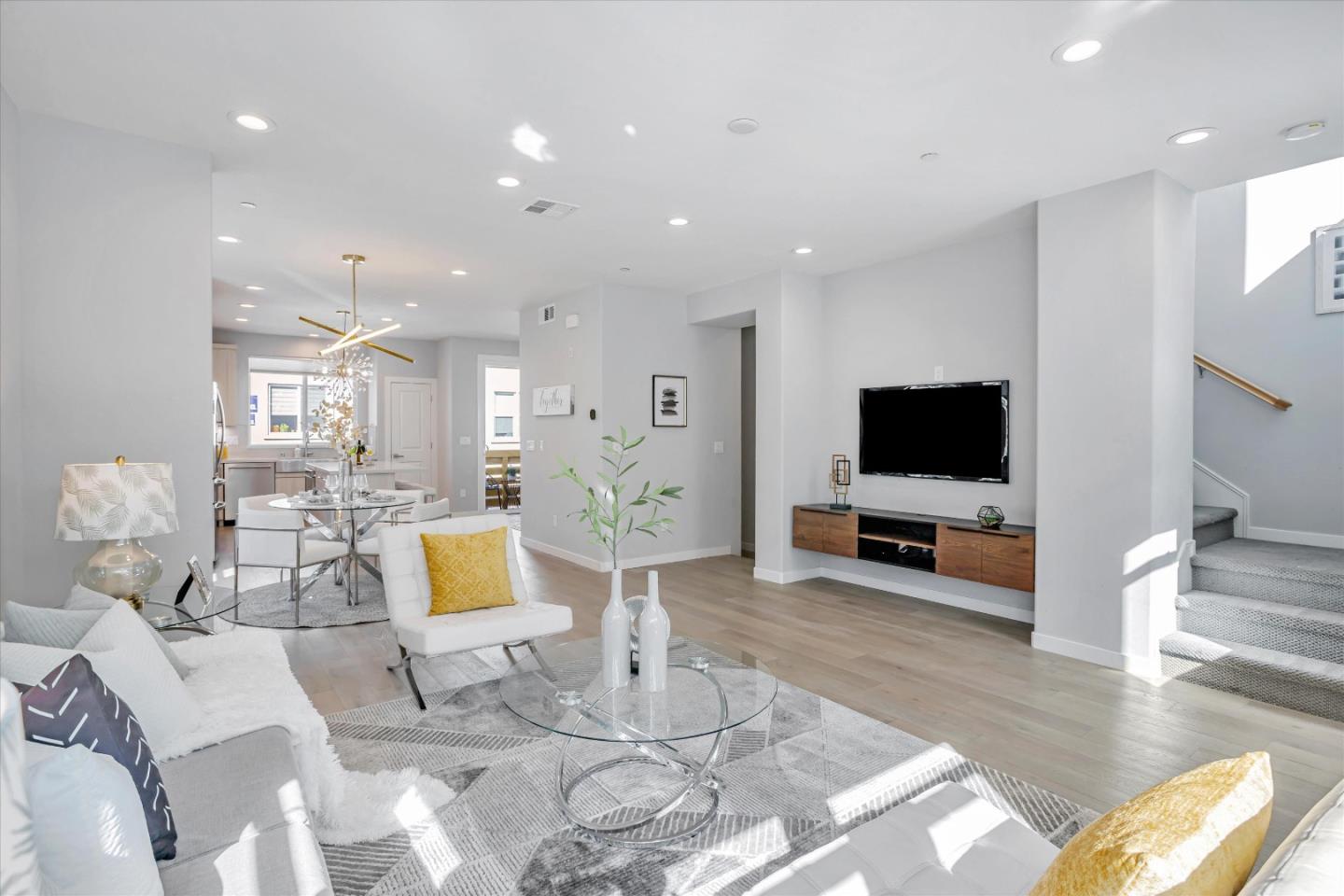 1899 Joshua Tree CIR