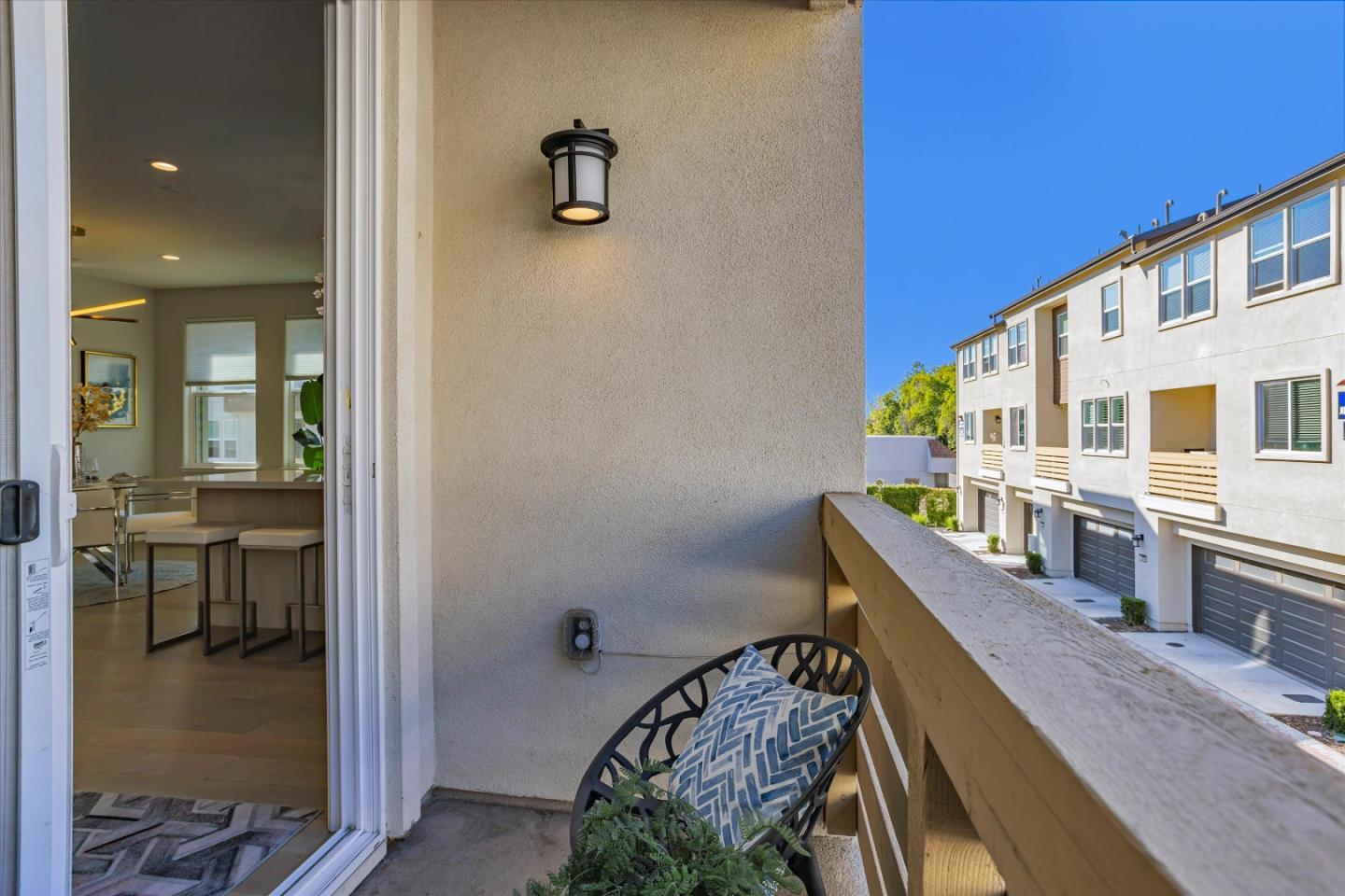 1899 Joshua Tree CIR