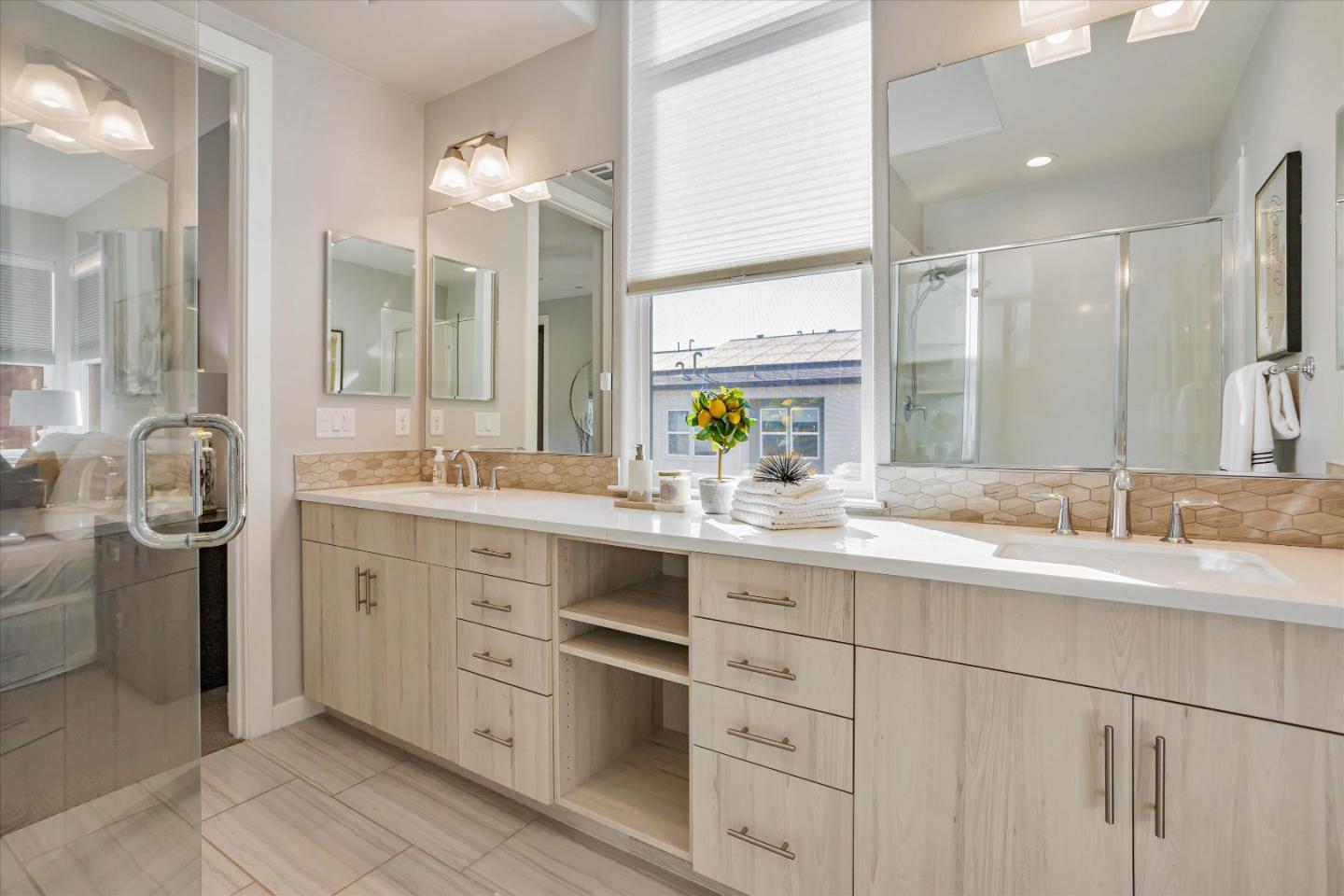 1899 Joshua Tree CIR