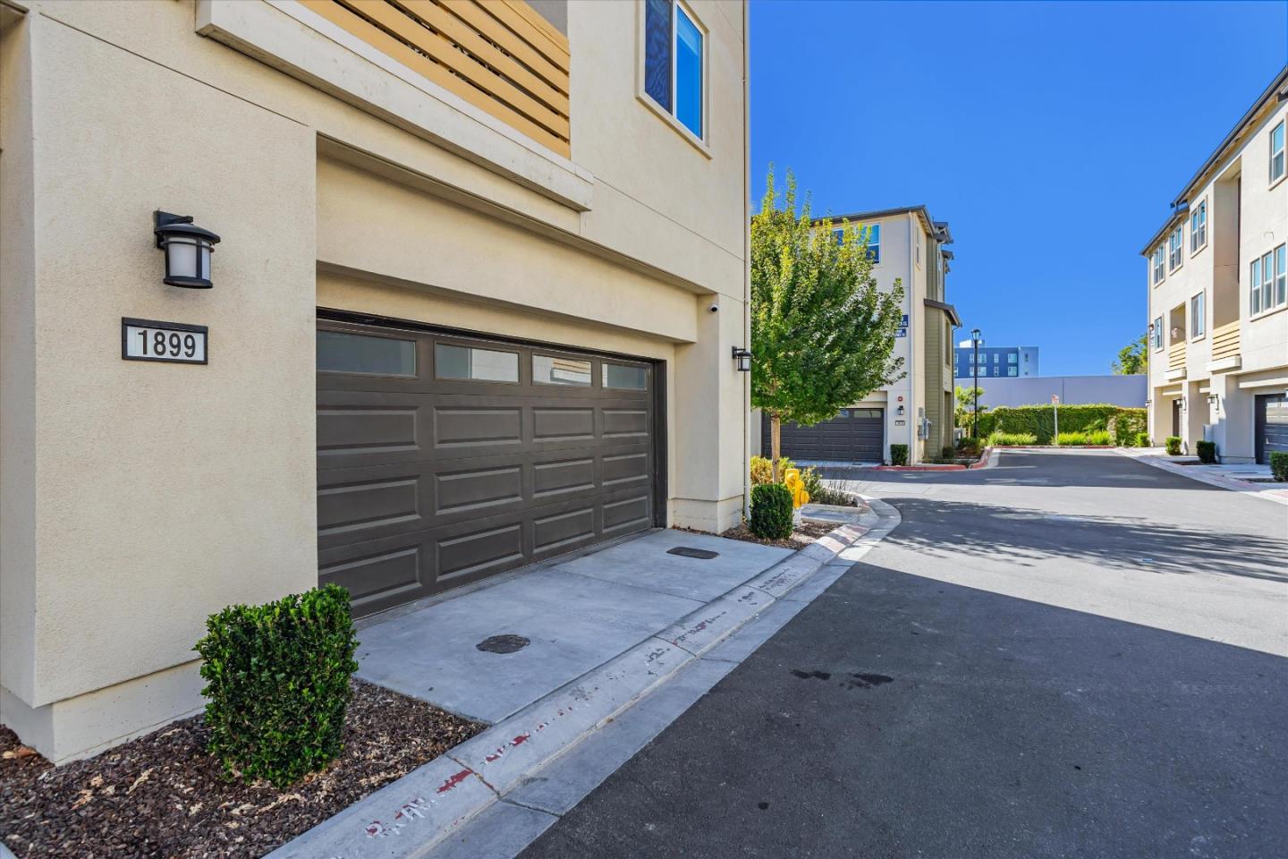 1899 Joshua Tree CIR