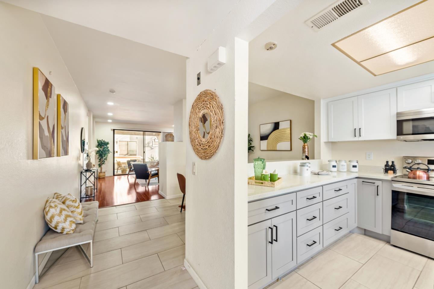 6472 Buena Vista DR A