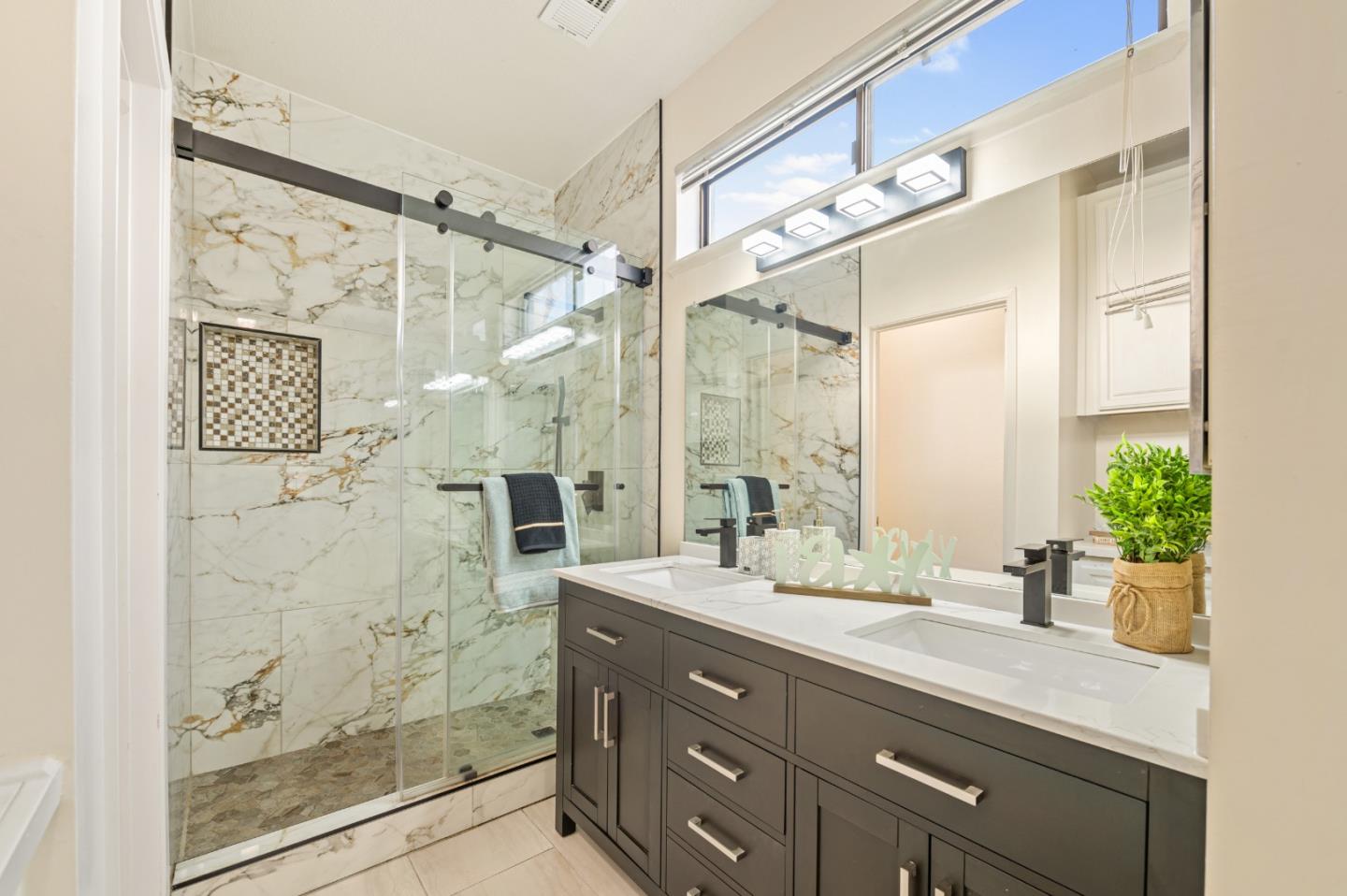6472 Buena Vista DR A