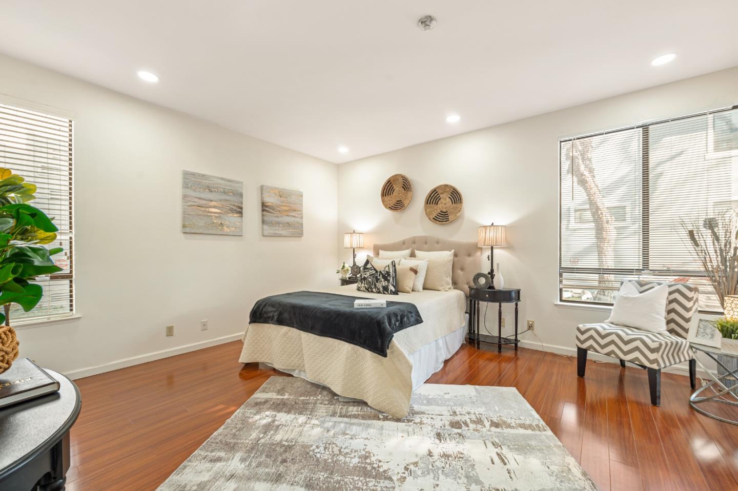 6472 Buena Vista DR A