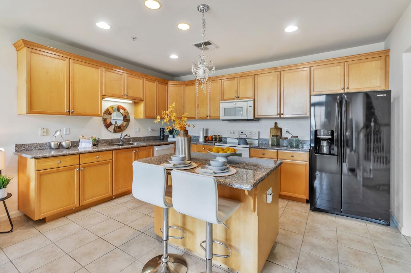 88 North Jackson Avenue 322