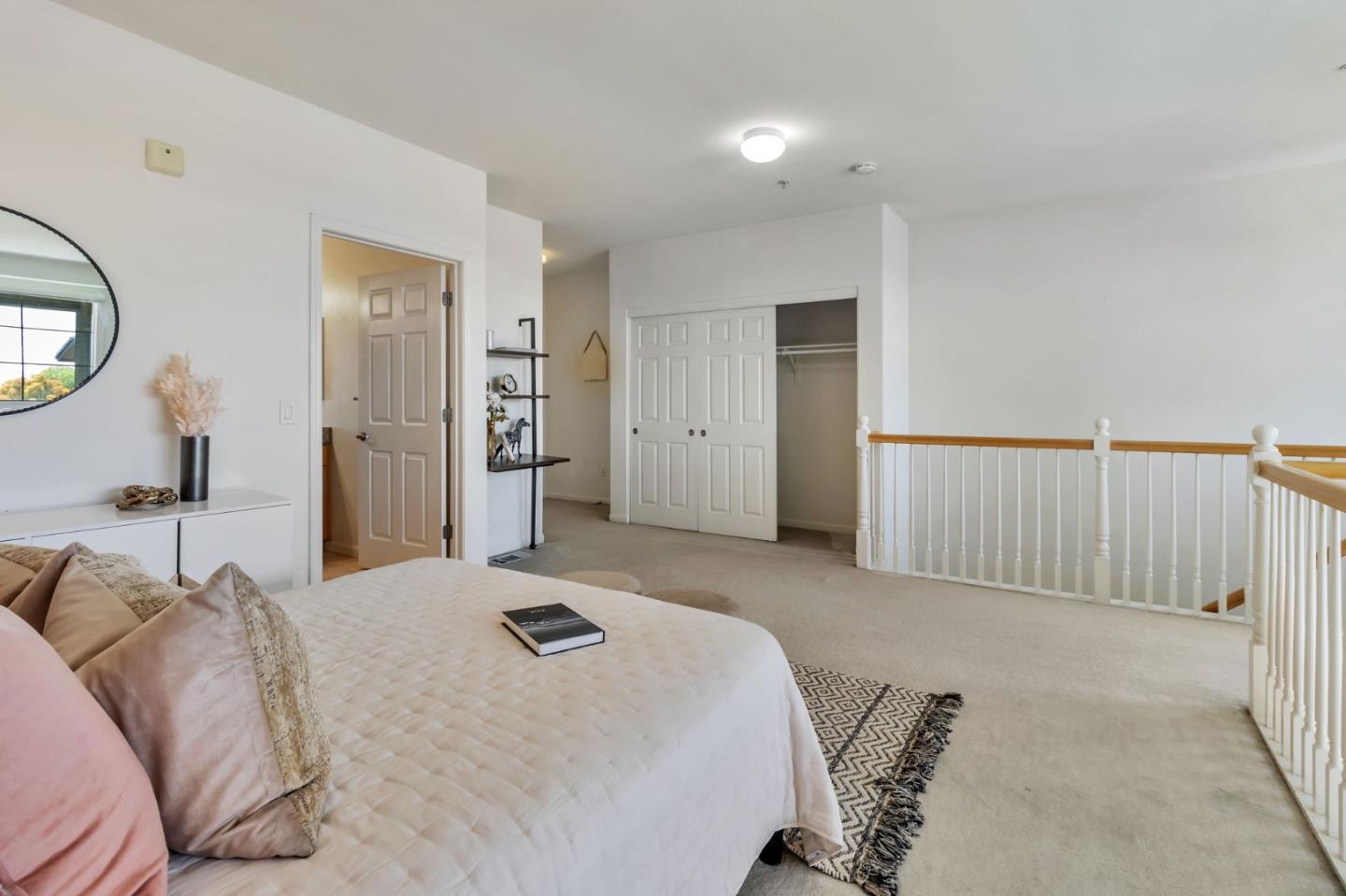 88 North Jackson Avenue 322