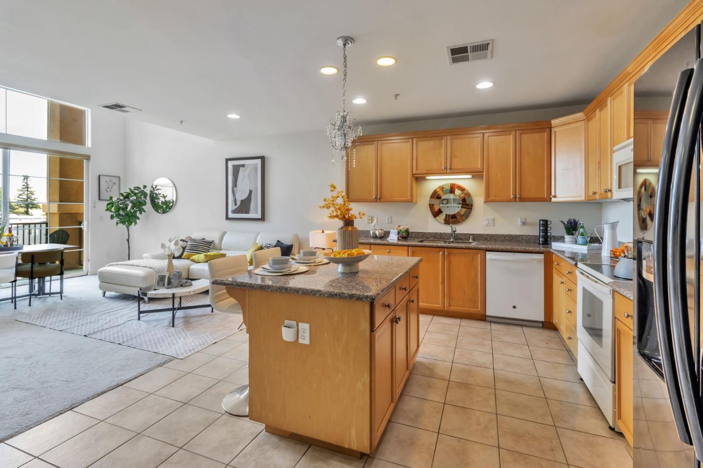 88 North Jackson Avenue 322