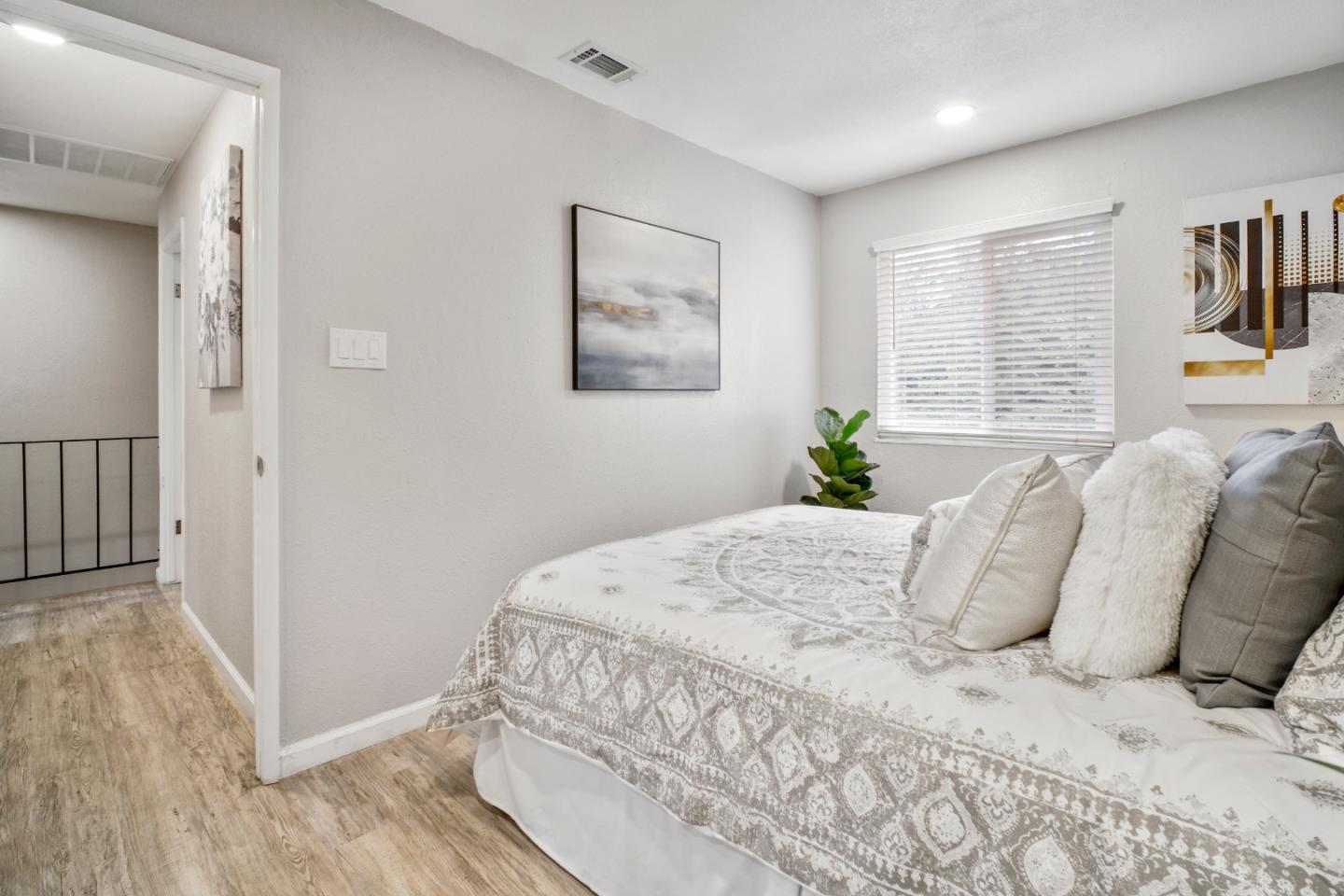 5393 Palm Grove Court