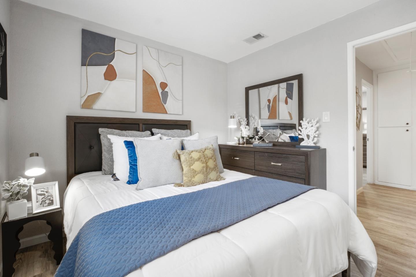 5393 Palm Grove Court