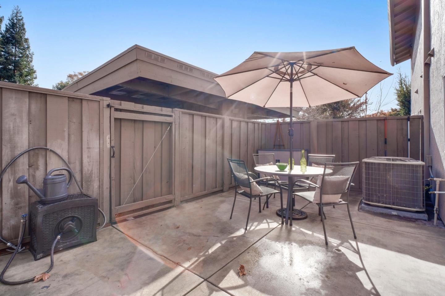 5393 Palm Grove Court