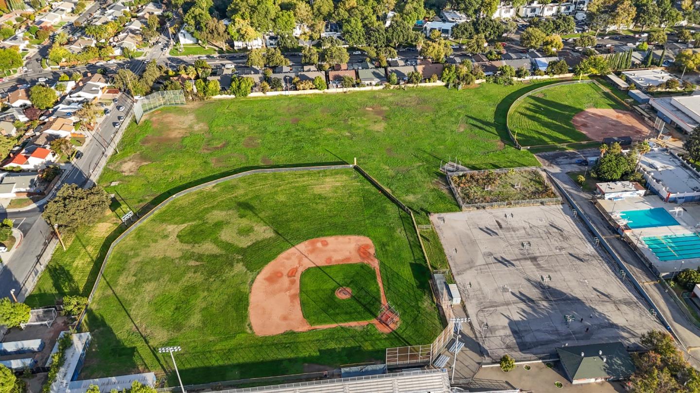 5393 Palm Grove Court