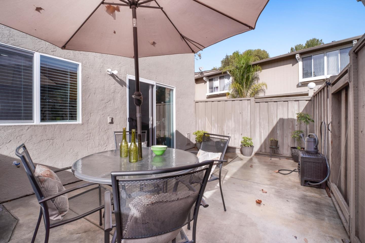 5393 Palm Grove Court