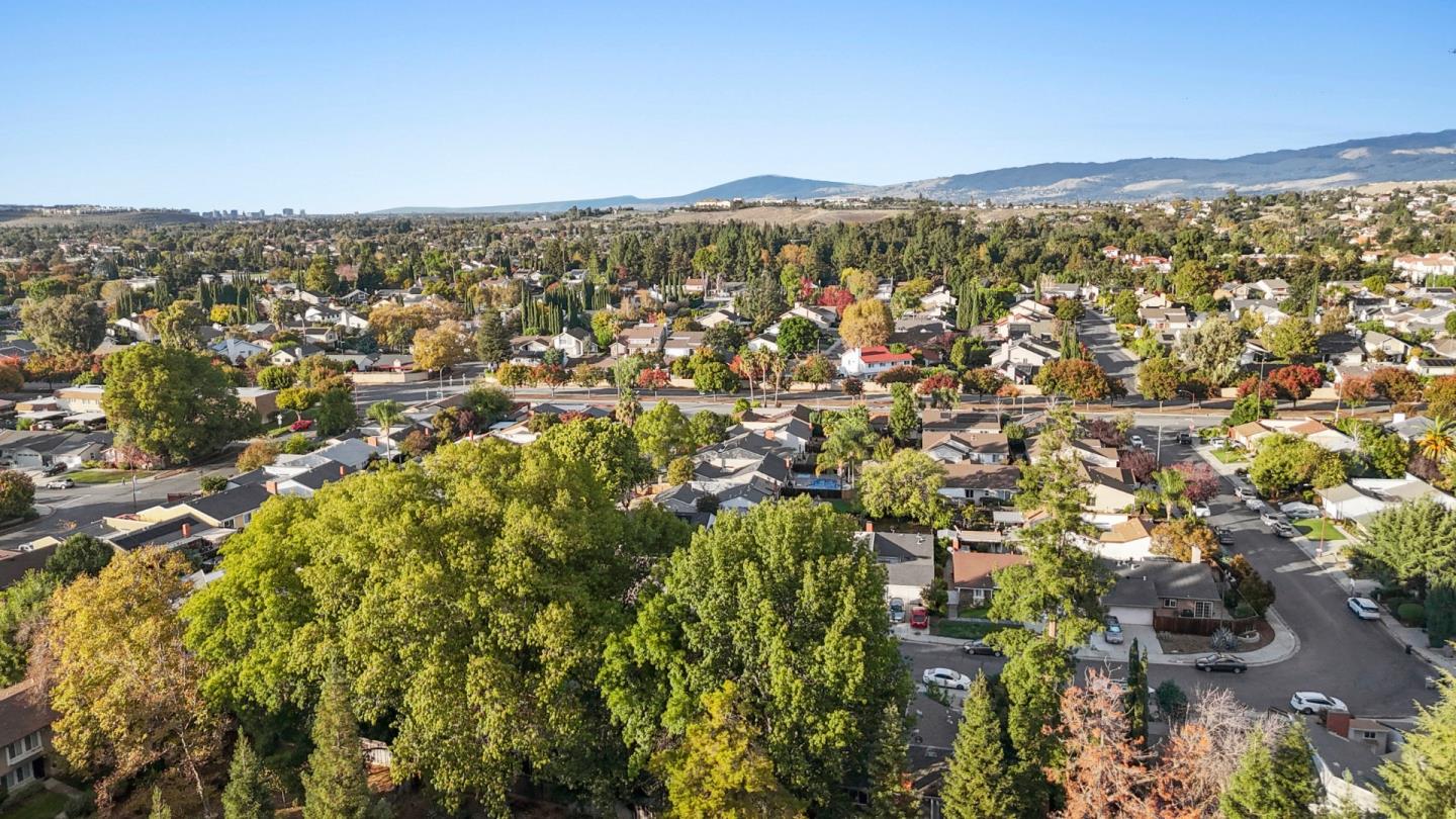 5393 Palm Grove Court