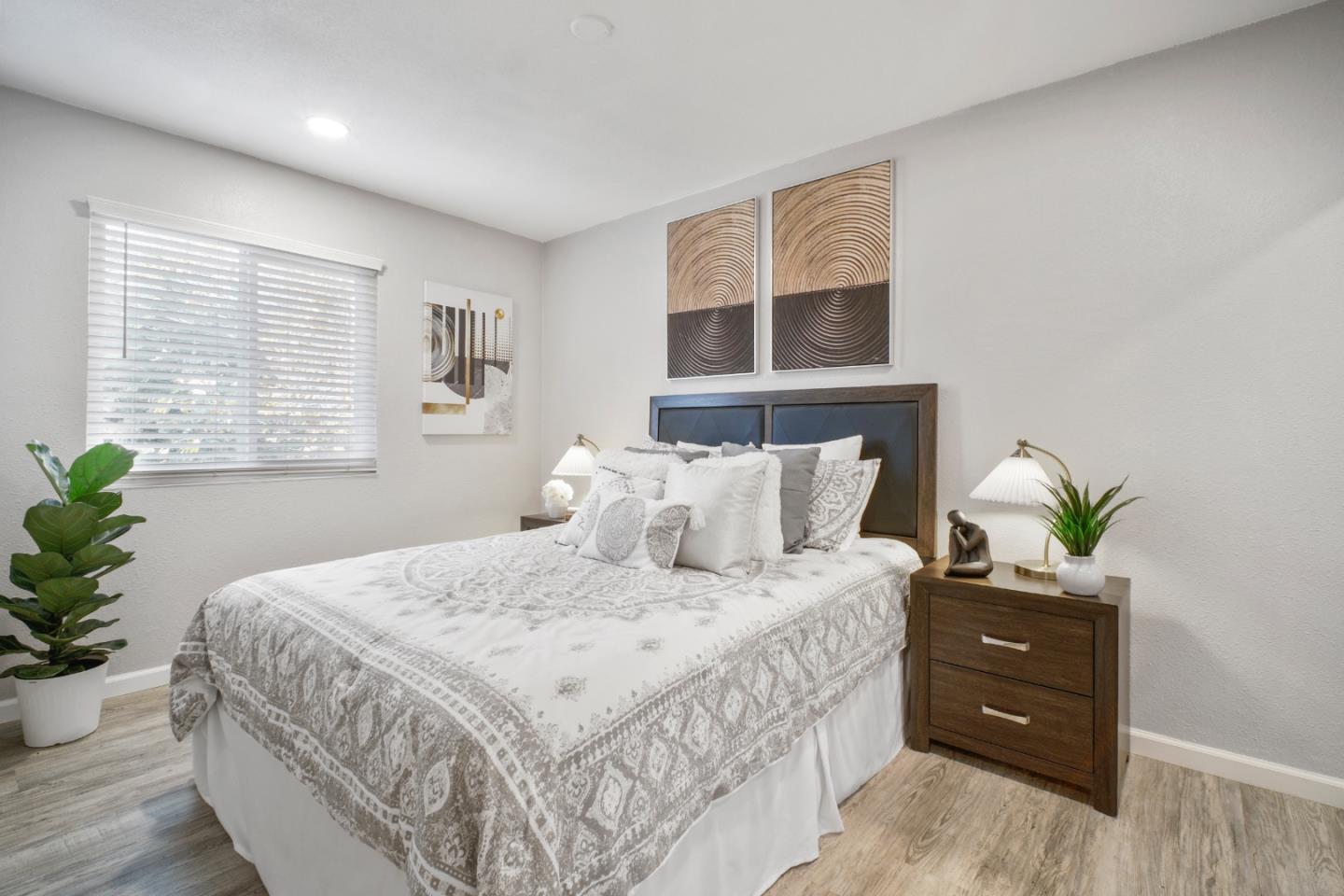 5393 Palm Grove Court