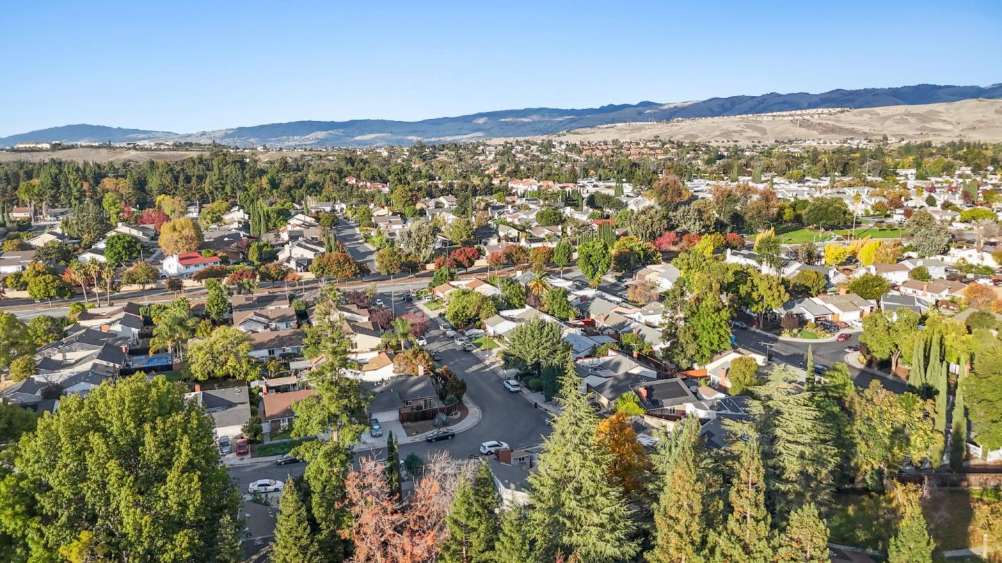 5393 Palm Grove Court