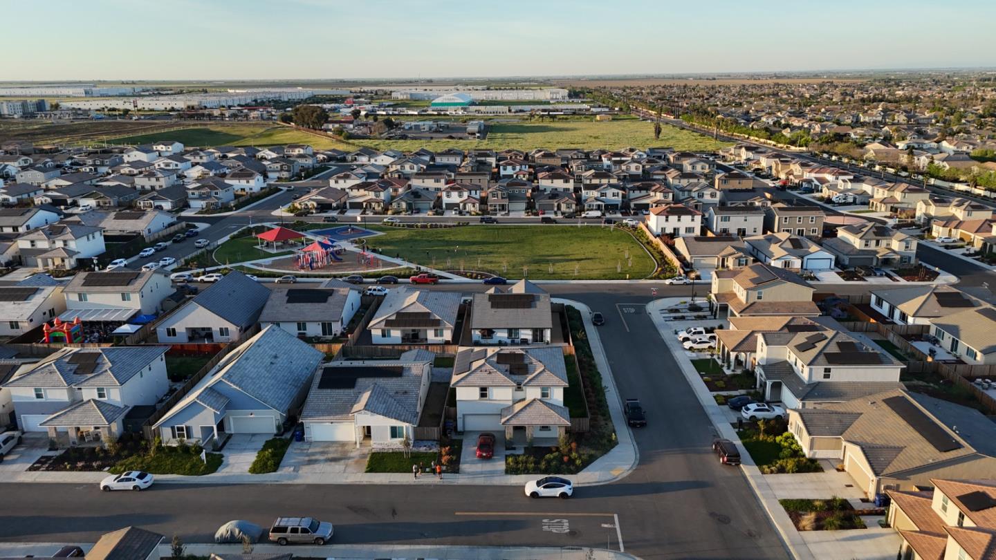 2121 Stagecoach Road