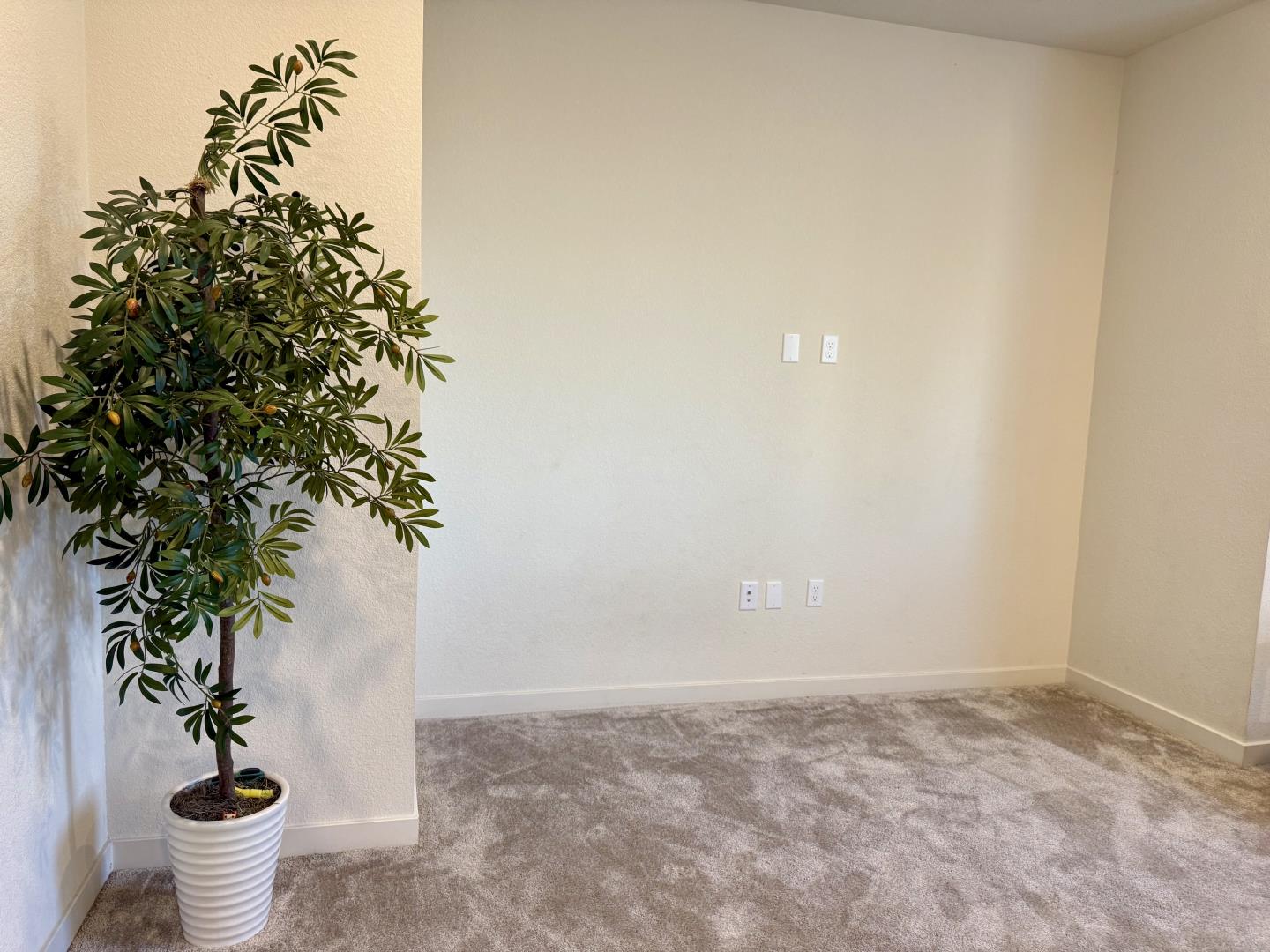 2121 Stagecoach Road