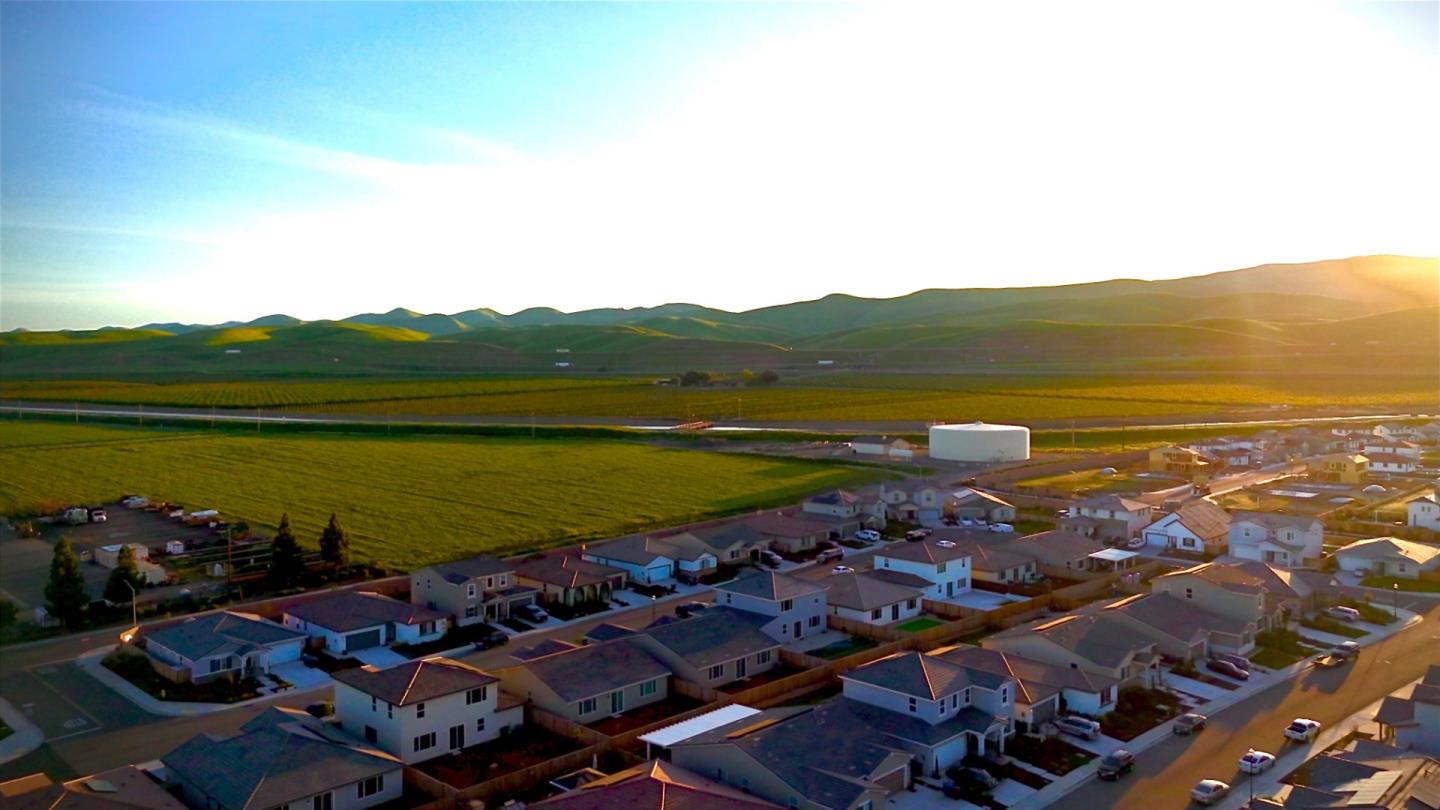 2121 Stagecoach Road