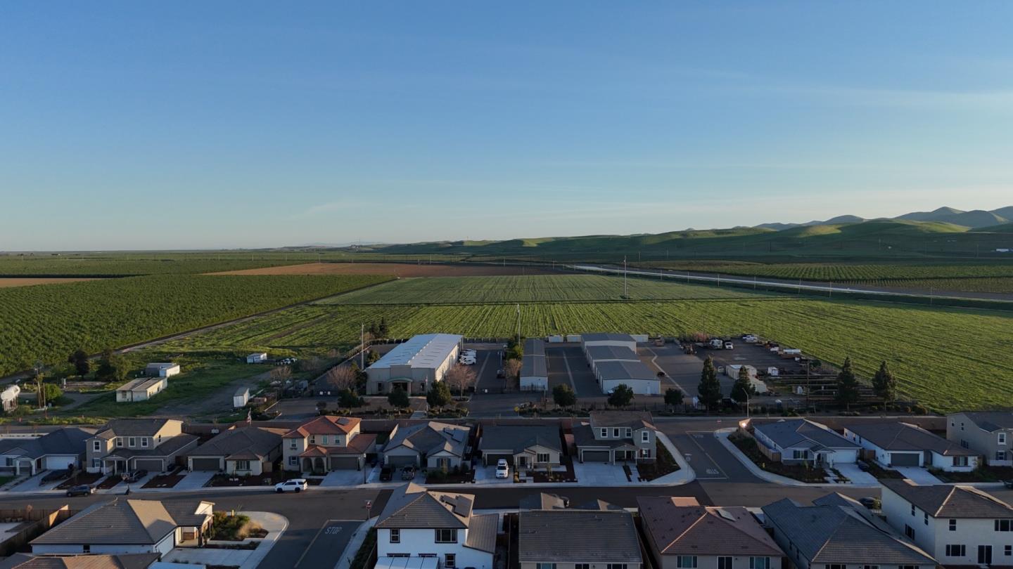 2121 Stagecoach Road