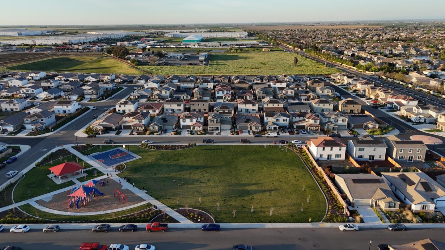 2121 Stagecoach Road