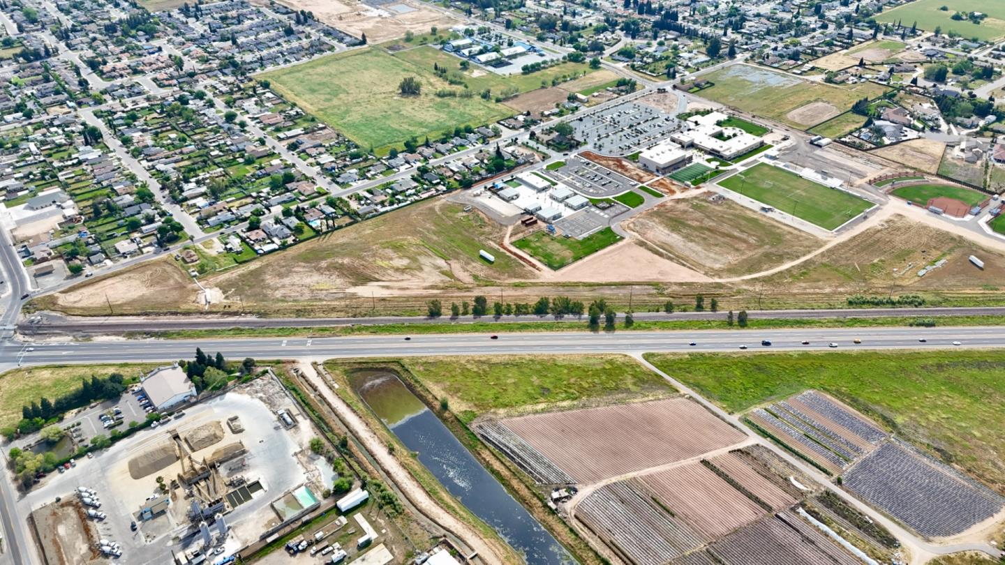 3310 Beachwood Drive